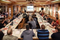 Die Seminarreihe zum Thema Gebäudeentwässerung stößt auf großes Interesse im Handwerk. Wie hier im voll besetzten Konferenzraum im Hotel Weis in Mertesdorf.
