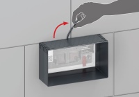 Der neue Installationstunnel am Spülkasten schützt noch effektiver vor Verschmutzungen während der Bauphase und schützt den Installateur dank seines Zip-Verschlusses vor Schnittverletzungen.