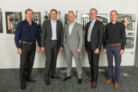 Das Leadership-Team von Taconova freut sich darauf, erneut Teil der Taco Familie zu sein und seinen Kunden in Zukunft einen noch besseren Service bieten zu können.<br /><br />Von links nach rechts: Philipp Hecht, Director Finance & Supply Chain Taconova, Ralph Seewald, CEO Taconova, Wil VandeWiel, CEO Taco Family of Companies, Luca Bolcati, Managing Director Taco International, Andrin Stump, Head Innovation and Product Development Taconova<br />Bild: Taconova