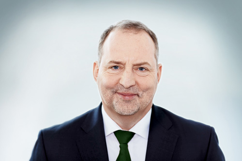 Thomas Zinnöcker wird neuer Chief Executive Officer...