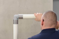 Uponor S-Press PPSU Fittings gibt es jetzt auch im XL-Format für wirtschaftliche Verteil- und Steigleitungen.
