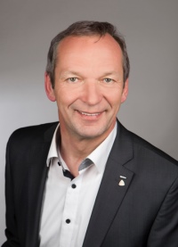 Georg Goldbach (56 Jahre) verlässt Uponor auf eigenen Wunsch im Juni 2016 nach über 15 Jahren, in denen er das Unternehmen entscheidend mitgeprägt hat.<br />Bid: Uponor GmbH
