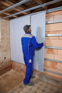 Die Renovis Trockenbauelemente können wie eine Trockenbauplatte auf nahezu allen Untergründen an der Decke und an der Wand montiert werden.