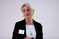 Rechtsanwältin Dr. Sandra Sutti betonte, dass der Betreiber für die Einhaltung der aktuell gültigen allgemein anerkannten Regeln der Technik zu sorgen hat und sich nicht auf den Bestandsschutz berufen kann.