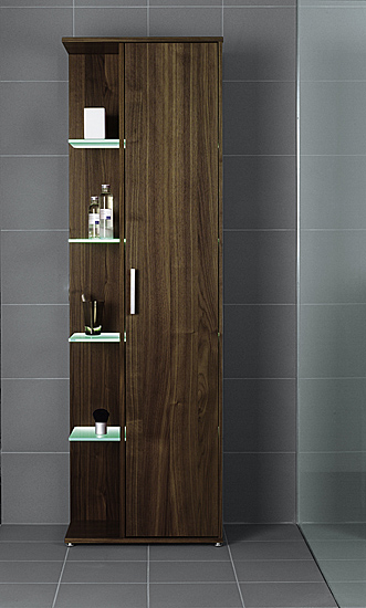 Neuer Hochschrank ergänzt Bad-Serie "City-Life"