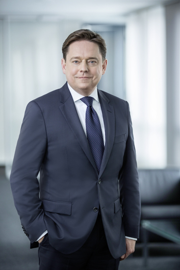 Mathias WeyersChief Financial Officer (CFO)Bilder:...