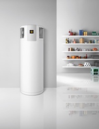 Die WWK elektronic mit variablen Luftanschlüssen bietet höchste Flexibilität für die Installation und Anordnung im Aufstellraum.<br />Bild: STIEBEL ELTRON