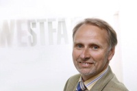 „Mit unserer Premium-Partnerschaft unterstützen wir SHK-Fachhandwerker ganz aktiv und strategisch in ihrer Endkundenkommunikation“, erläutert Michael Weber, Leiter Vertrieb und Marketing bei Westfa, die Ziele des neuen Kooperationskonzeptes. Er und sein Team stehen auf der ifh Nürnberg, Halle 7A, Stand 514, für Fragen zur Verfügung. Bild: Westfa
