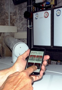 Um den millionenfach ineffizient arbeitenden Heizungsanlagen auf die Spur zu kommen, wurde der standardisierte Heizungs-Check entwickelt. Mit der zertifizierten ZVPLAN-App ist die Erfassung und Auswertung jetzt wesentlich einfacher als per Schreibblock. Bild: ConSoft