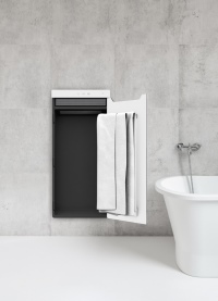 Hinter der optisch ansprechenden Infrarot-Glasheizfläche des Handtuchwärmers Zehnder Zenia können Textilien hygienisch getrocknet werden, wobei die Schnelltrocknungs-Funktion aufgrund stark verkürzter Trocknungszeiten die Keimbelastung auf feuchten Badtextilien deutlich verringert. Darüber hinaus sorgt die elegante Infrarot-Glasheizfläche mit Soft-Close-Funktion für Ordnung im Bad, da hinter ihr bis zu zwei große Badetücher oder vier Handtücher dezent verborgen werden können.