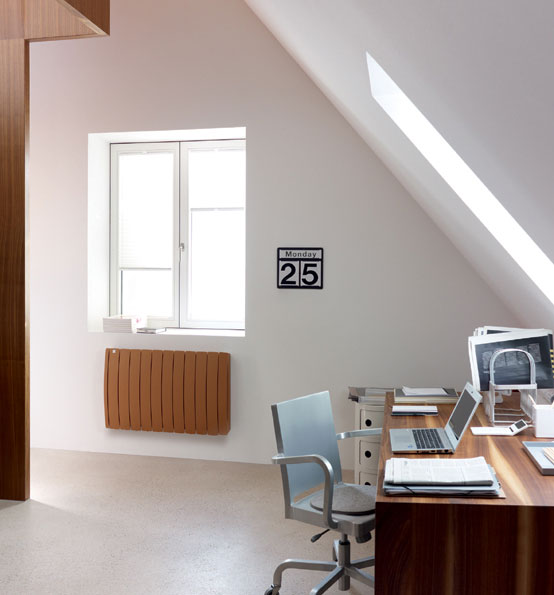 Im renovierten Altbau deckt der Elektro-Heizkörper...