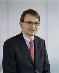 Herr Esser vom Zentralverband Sanitär Heizung Klima........