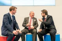 Eine starke Allianz für die saubere Feuerstätte (von links): Friedrich Allendorff, Mitglied des Vorstands EFA, Andreas Müller, Geschäftsführer Technik ZVSHK und Dr. Johannes R. Gerstner, Geschäftsführer EFA.<br />Bild: EFA
