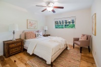 Der Deckenventilator mit Beleuchtung ist besonders für das Schlafzimmer ideal.<br />Bild: https://unsplash.com/photos/-NJO7AF0mUo