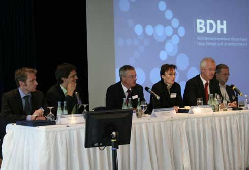 Auf der ersten nationalen Wärmekonferenz des BDH diskutierten...