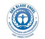 Die Auszeichnung mit dem „Blauen Engel“, der für niedrige Emissionen und besondere Energie-Effizienz steht, erhielt wodtkes Pellet Primärofen-Kessel ivo.tec.