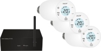 Das Avalon+ Tres Set mit drei Thermostaten und dem Herzstück der Steuerung, dem Gateway GT-100 mit der blossom-ic Funk- und App-Technolgie.