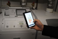 Über das OZW Datenportal mit einer gesicherten Verbindung hat der SHK-Fachmann die wichtigsten Bedienmöglichkeiten und Informationen seiner Anlagen stets im Blick.<br />Bilder: August Brötje