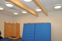 Platz für Bewegungsspiele bietet der Mehrzweckraum.