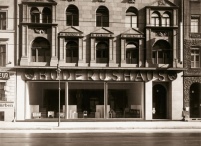 Das „Buderus Haus“ in derKöthener Straße in Berlin.......