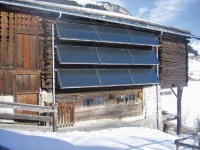 Montagebeispiel bei einem Berghaus in Berg&uuml;n, Schweiz. Bilder: Consolar
