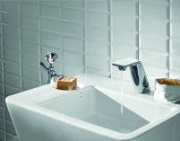 Bei ALESSI Sense by HANSA treffen formvollendetes Design.......