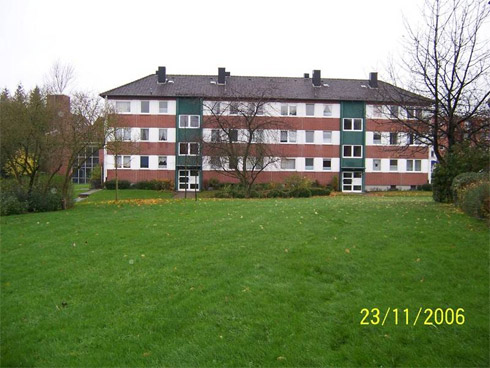 Im Bräutigamweg 9 und 11 in Kiel-Holtenau vor der Sanierung....
