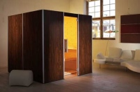 Die Living Palisander Sauna in nobler Rosenholzoptik.......