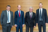 v.l.n.r. Jörg Höhler (DVGW-Vizepräsident), Dr. Dirk Waider (DVGW-Vizepräsident Wasser), Michael Riechel (DVGW-Präsident), Dr. Thomas Hüwener (DVGW-Vizepräsident Gas) <br />Bild: DVGW