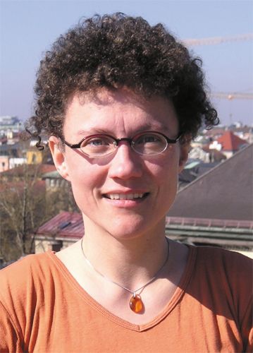 Frau Dr. Runa Hellwig