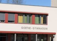 Das jüngst modernisierte Goethe-Gymnasium der brandenburgischen Stadt Nauen. 