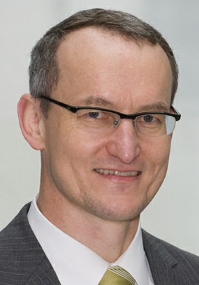 Gerhard Stryi-Hipp, Leiter Energiepolitik und Leiter...