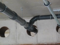 Mehr als 4800 m und fast 8000 Formteile aus dem Programm des schalldämmenden Hausabfluss-Systems FRIAPHON sorgen für optimalen Schallschutzkomfort im Kameha Grand Bonn