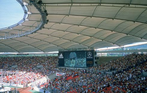Das Gottlieb-Daimler-Stadion, ehemals Neckarstadion,...