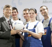 Die Geberit Auszubildende Jana Friedrich trifft Bill Gates...