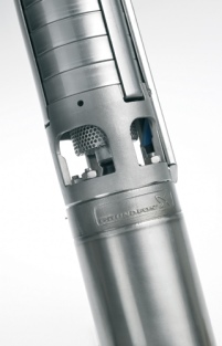 Die Brunnenpumpe SP Geotherm ist mit Drehstrom- (3.......