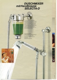 Einseifen überflüssig: Mit dem hansgrohe Selecta Duschmixer ließ sich Duschgel per Dosiergriff direkt ins Wasser leiten. Ein Trendprodukt für die damalige Zeit.<br />Bild: hansgrohe