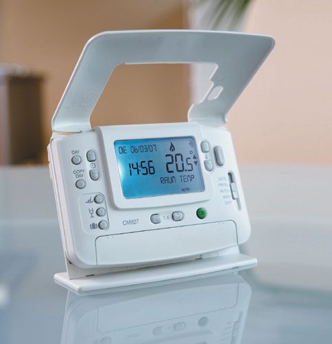 Die programmierbaren Raumthermostaten der Serie CM900...