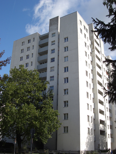 Wohnbebauung Eichhorster Weg im Märkischen Viertel.