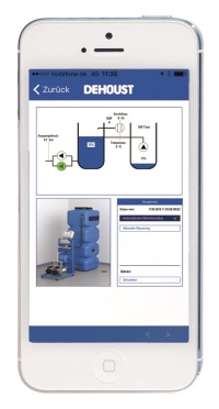 Mit der Dehoust App haben der Betreiber und der Installateur die Betriebswasseranlage weltweit im Blick.<br />Bilder: Dehoust