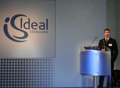 Paul Frankish, EMEA Produktmanager Möbel & Accessoires,...