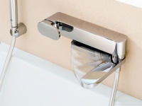 Der Unternehmensphilosophie von Ideal Standard entsprechend zeichnet sich die Moments-Badearmatur durch eine ausgesprochen hohe Designfunktionalität aus: Form und Funktion ergänzen einander perfekt.