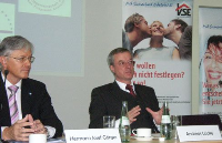 H.J.Görges, Vorstandsvorsitzender VSE, und A. Lücke der Geschäftsführer des BDH auf der Fachkonferenz zur CE-Kennzeichnung an Feuerstätten und Abgasanlagen
