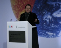 Die Parlamentarische Staatssekretärin des BMU Ursula Heinen-Esser gab zur Eröffnung der ISH in Frankfurt verbesserte Förderkonditionen beim MAP bekannt.