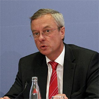 Andreas Lücke, Geschäftsführer des Bundesindustrieverband.......