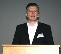 Dipl.-Ing. Bernd Blaufelder, Geschäftsführer des Bund Deutscher Architekten, führte als Moderator durch den Tag.