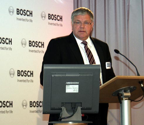 Uwe Glock, Vorsitzender desBereichsvorstands von...
