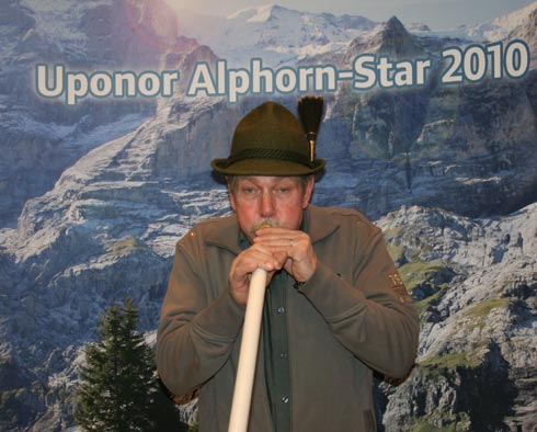Auf dem Messestand bei Uponor kämpften viele, um den...