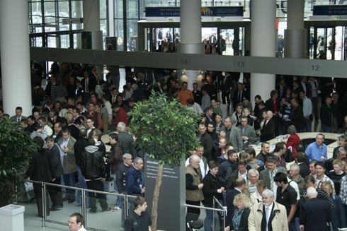 Doch 47.600 Besucher zog es dennochs aufs Gelände um...