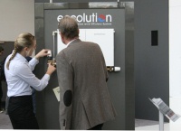 Kermi eccolution – das innovative Sanierungssystem für die Einrohrheizung wurde auf einem eigenen Stand präsentiert.